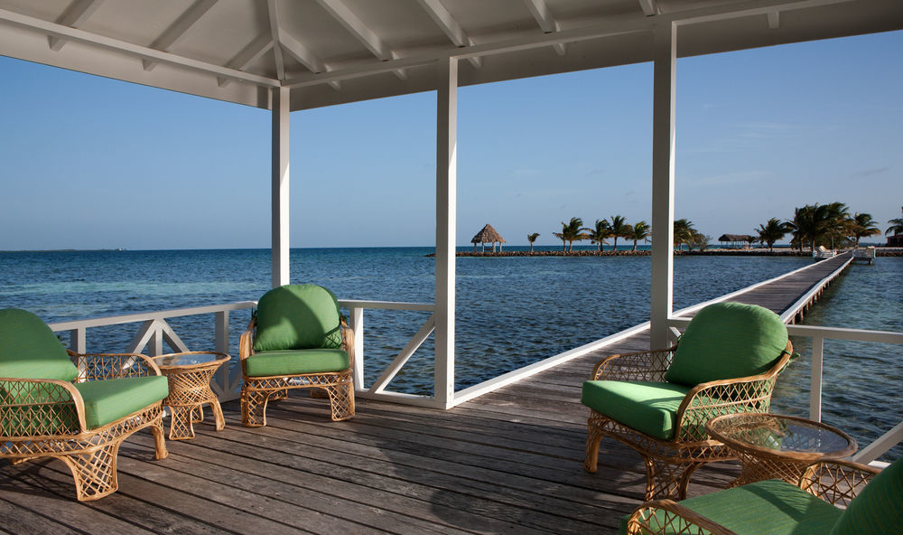 Royal Belize Hotel Thatch Caye Екстериор снимка