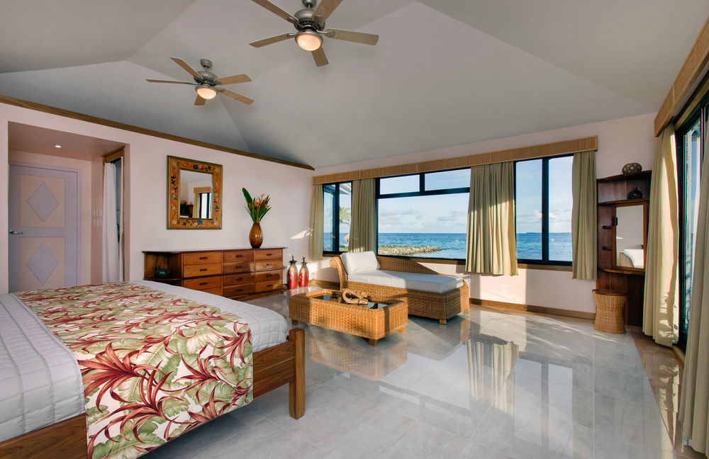 Royal Belize Hotel Thatch Caye Екстериор снимка
